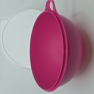 Tupperware Thatsa Bowl Pink New